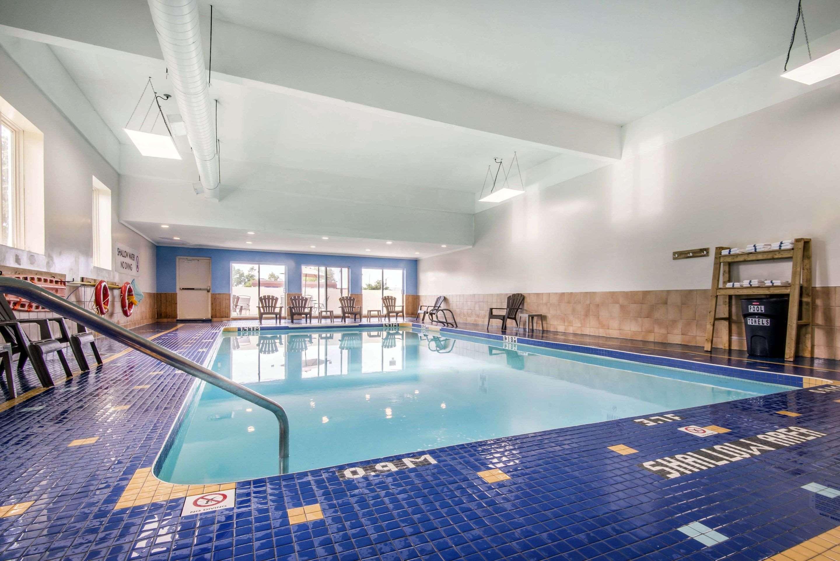 Comfort Inn & Suites Collingwood Eksteriør billede