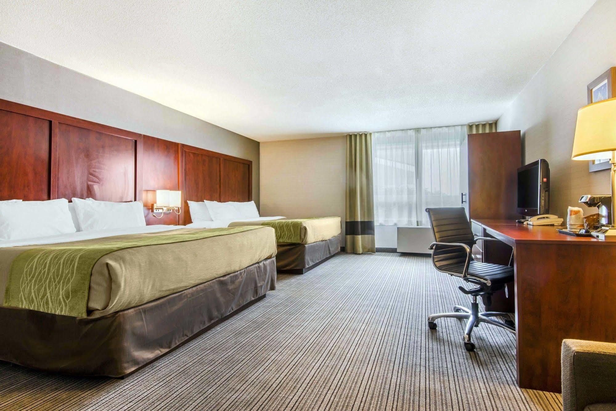 Comfort Inn & Suites Collingwood Eksteriør billede