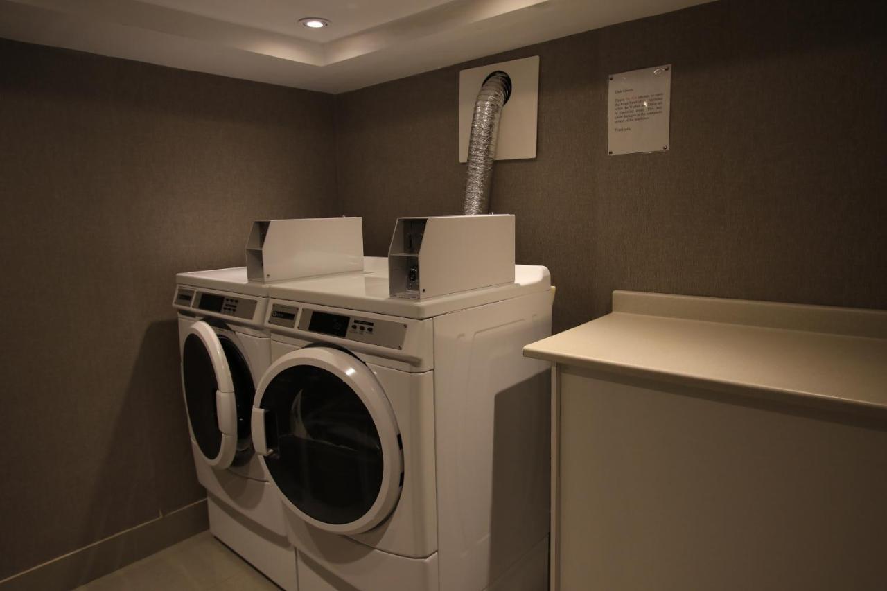 Comfort Inn & Suites Collingwood Eksteriør billede
